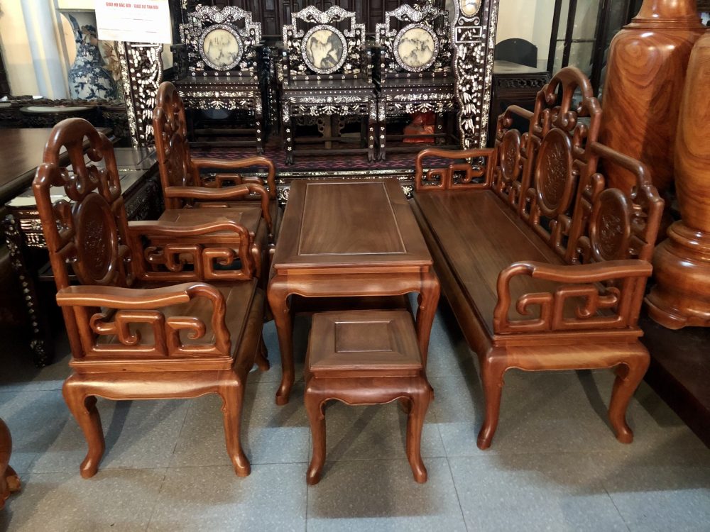 Bộ bàn ghế phòng khách móc mỏ gỗ gõ đỏ | Đồ Gỗ Nguyễn Vinh